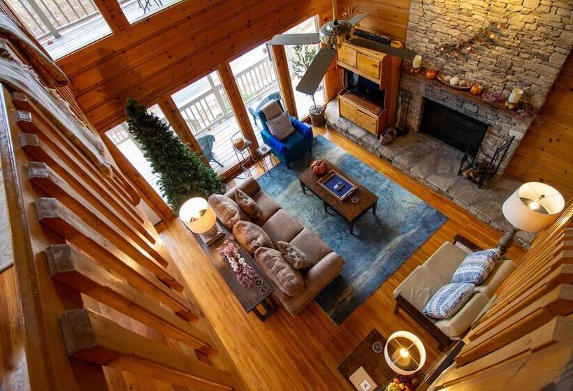4br Mountain View Cabin