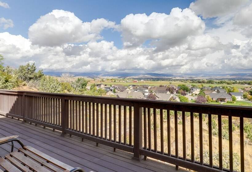 Family Friendly Utah Home: Deck, Mountain Views!