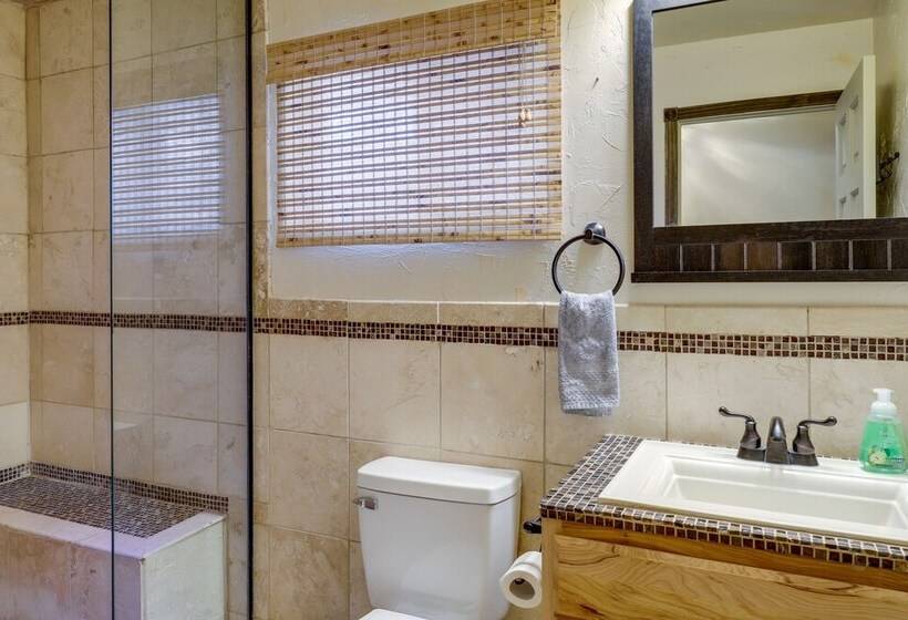 Family Friendly Utah Home: Deck, Mountain Views!