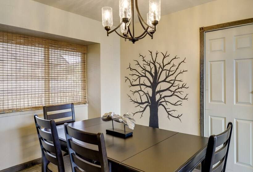 Family Friendly Utah Home: Deck, Mountain Views!