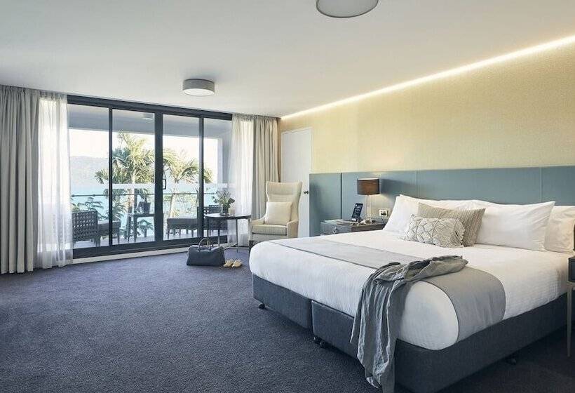 Andros 4 All Seasons Villas & Suites