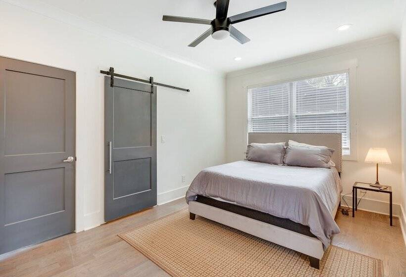 Family Home W/ Backyard ~ 2 Mi To Downtown Atlanta