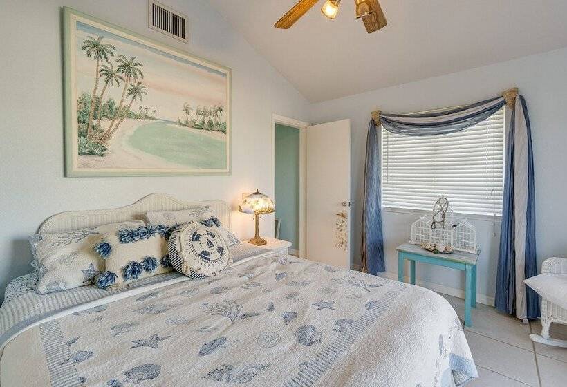 Little Gasparilla Island Paradise: Walk To Beach!