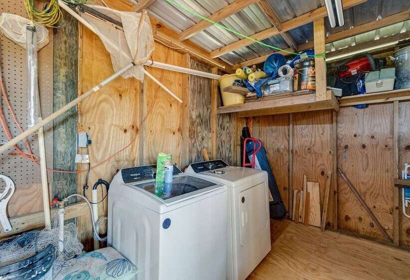 Little Gasparilla Island Paradise: Walk To Beach!