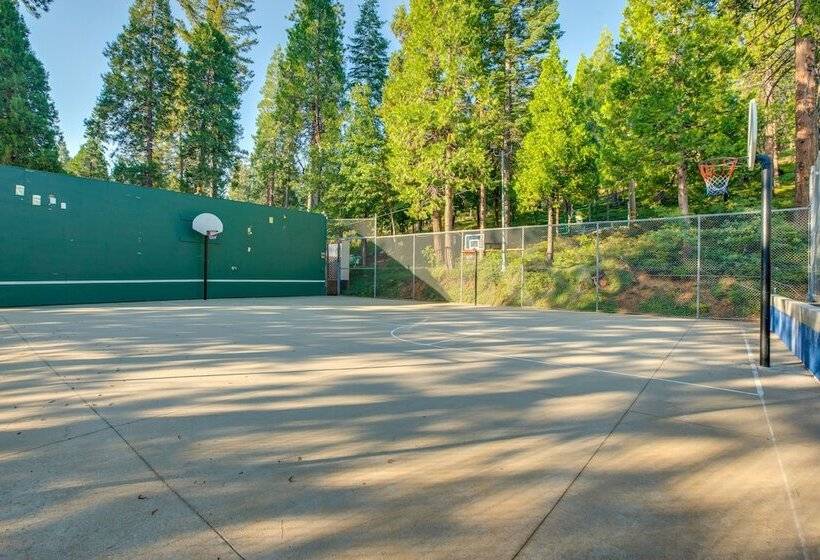 Hot Tub, Deck & View: Peaceful Arnold Cabin!