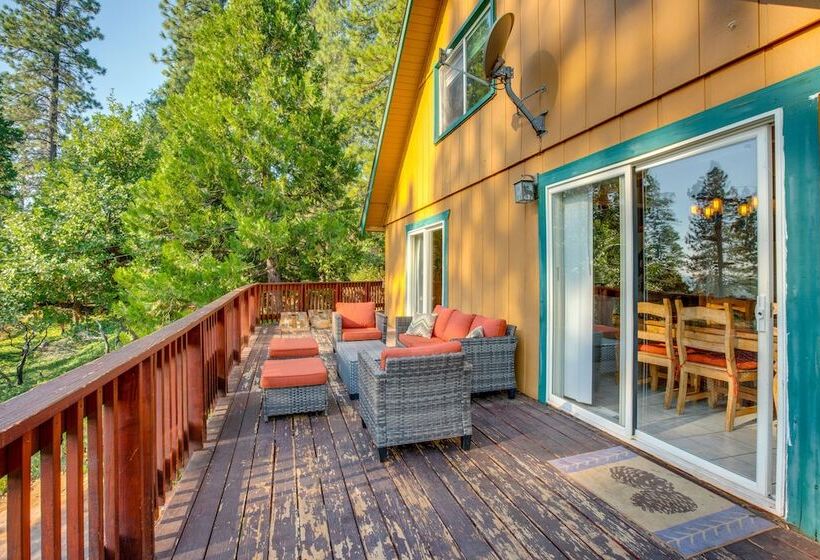 Hot Tub, Deck & View: Peaceful Arnold Cabin!