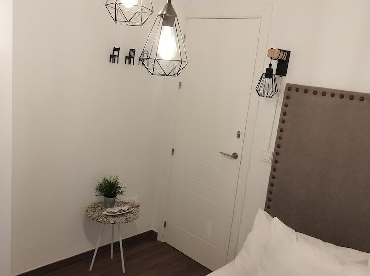 تختخواب و صبحانه Casa Blanca