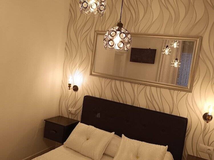 تختخواب و صبحانه Casa Blanca