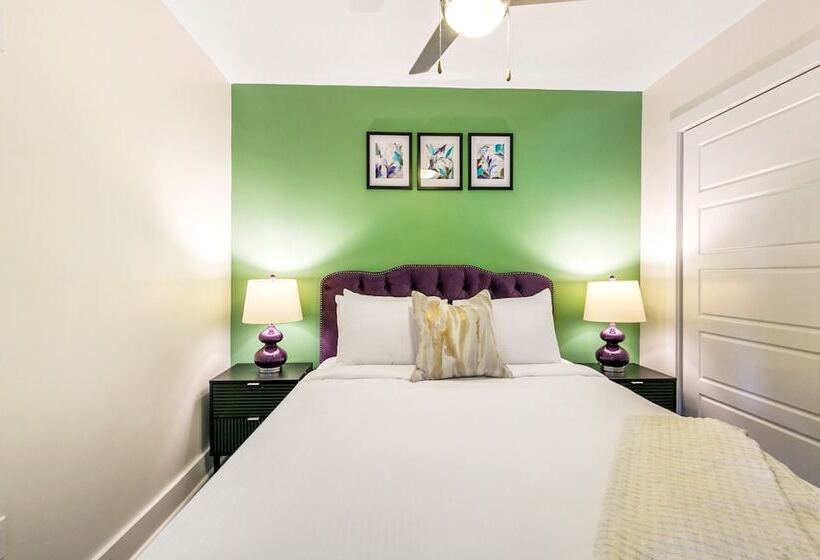 Big Easy Elegance 4br Condo In Nola