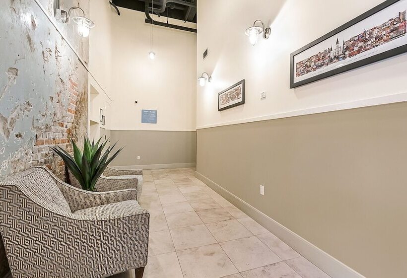 Big Easy Elegance 4br Condo In Nola