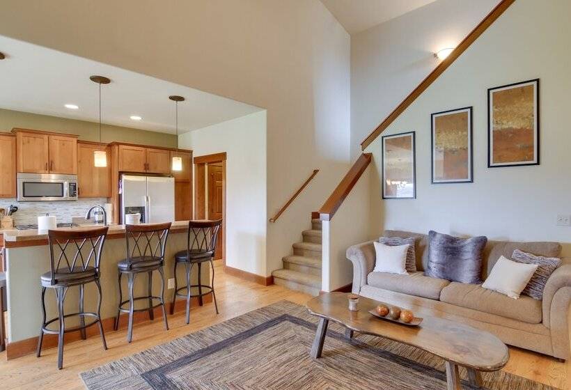 9 Mi To Downtown: Bozeman Vacation Home W/ Hot Tub