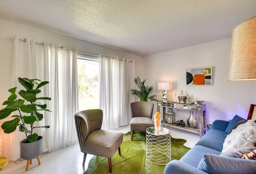 New Smyrna Beach Vacation Rental W/ Patio & Grill!