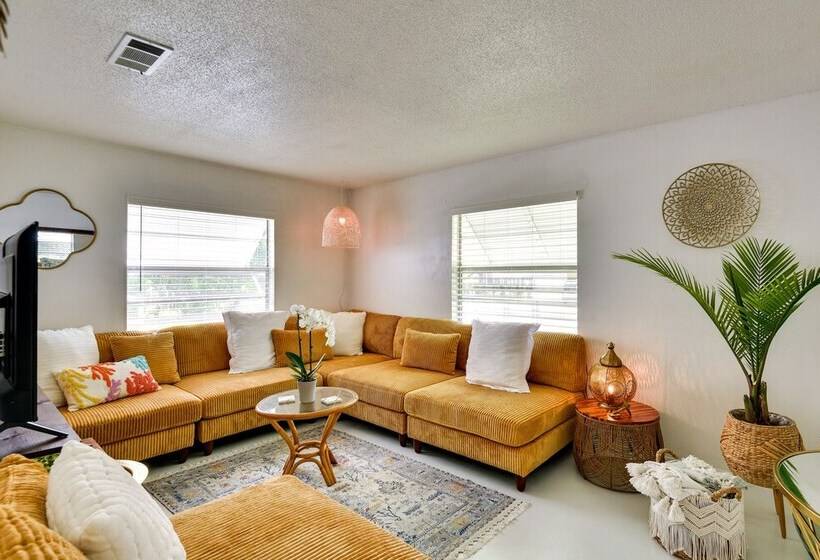 New Smyrna Beach Vacation Rental W/ Patio & Grill!