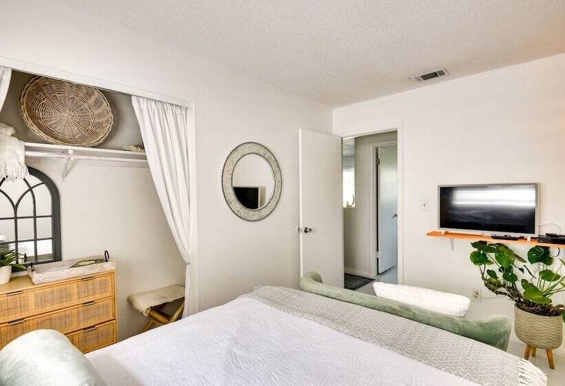 New Smyrna Beach Vacation Rental W/ Patio & Grill!