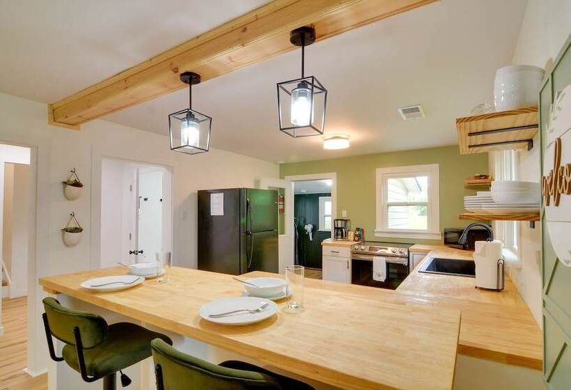 Burnside Vacation Rental, Walk To Lake Cumberland!