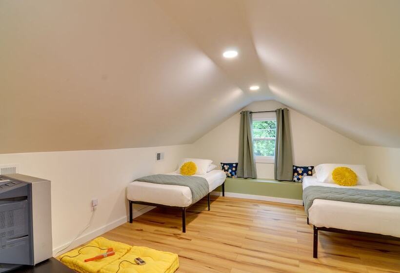 Burnside Vacation Rental, Walk To Lake Cumberland!