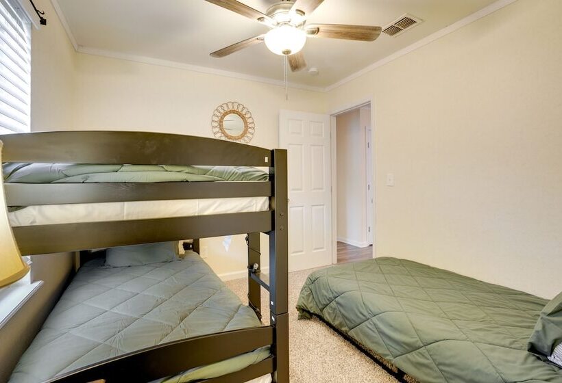 Pet Friendly Casa Nueve St Augustine Home!