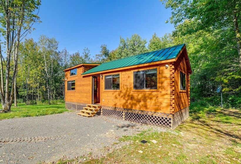Catskills Tiny Home Cabin: Surrounded By Nature!
