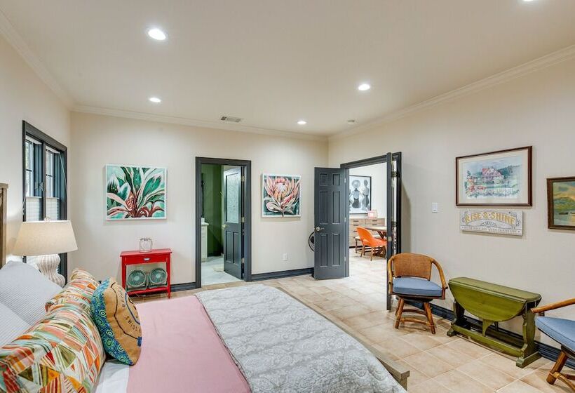 Cedar Creek Lake Retreat   Near Wedding Venues