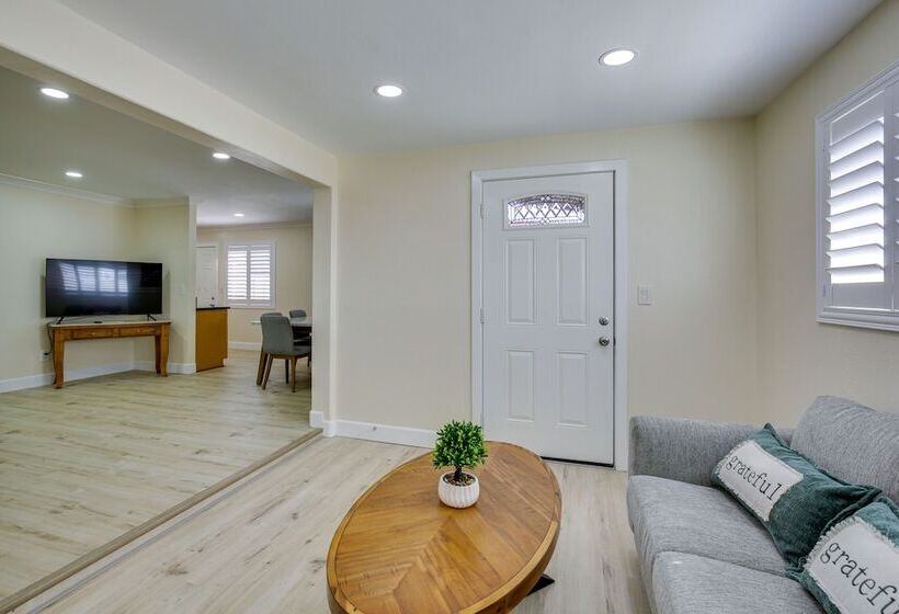 Centrally Located Retreat: 5 Mi To San Diego Zoo!