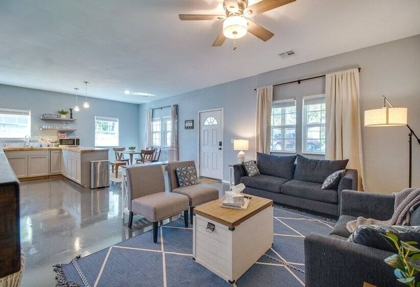 Charming Home Near Cherokee Riverside State Park!