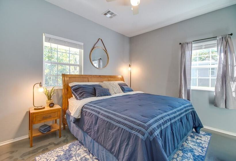 Charming Home Near Cherokee Riverside State Park!