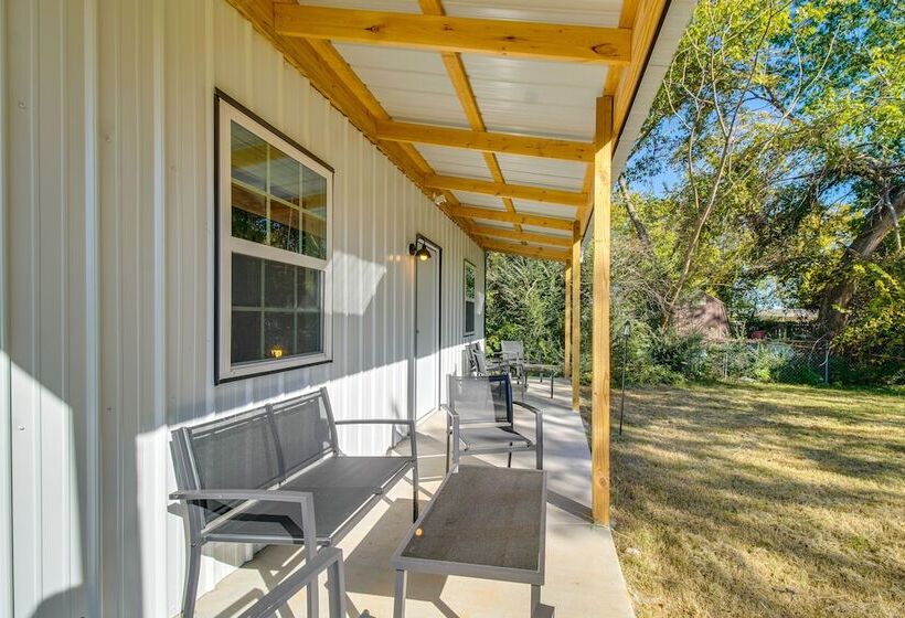 Charming Home Near Cherokee Riverside State Park!