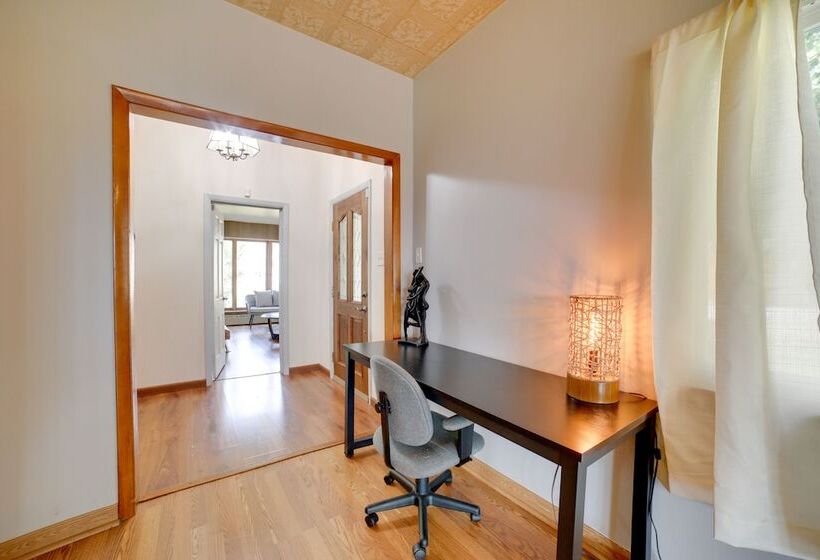 Charming Pittsburgh Home ~ 2 Mi To Downtown