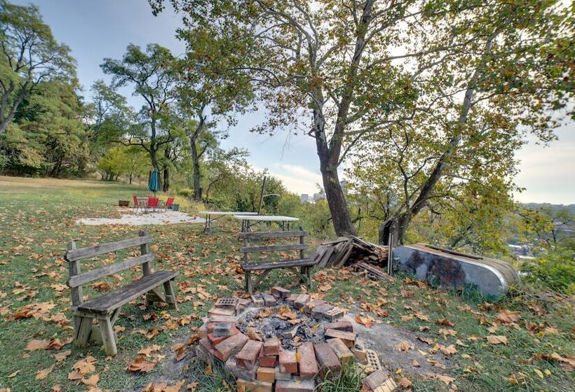 Charming Pittsburgh Home ~ 2 Mi To Downtown