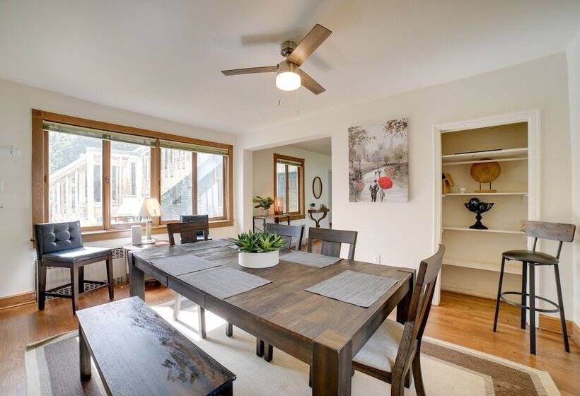 Charming Pittsburgh Home ~ 2 Mi To Downtown