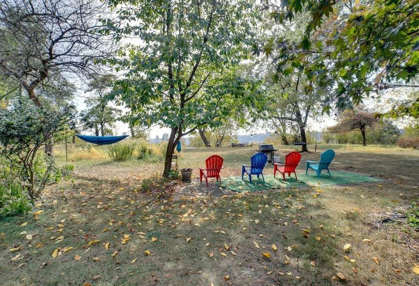 Charming Pittsburgh Home ~ 2 Mi To Downtown