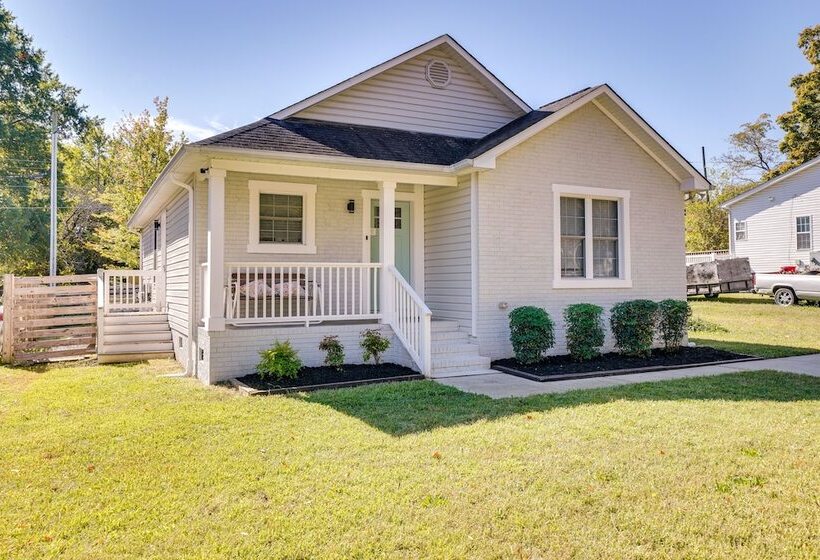 Charming Raleigh Home   Walk To Downtown!