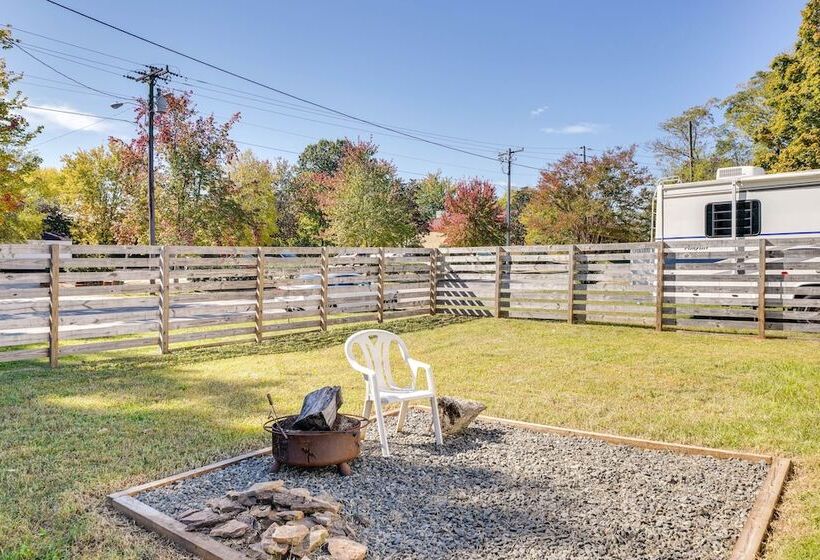 Charming Raleigh Home   Walk To Downtown!