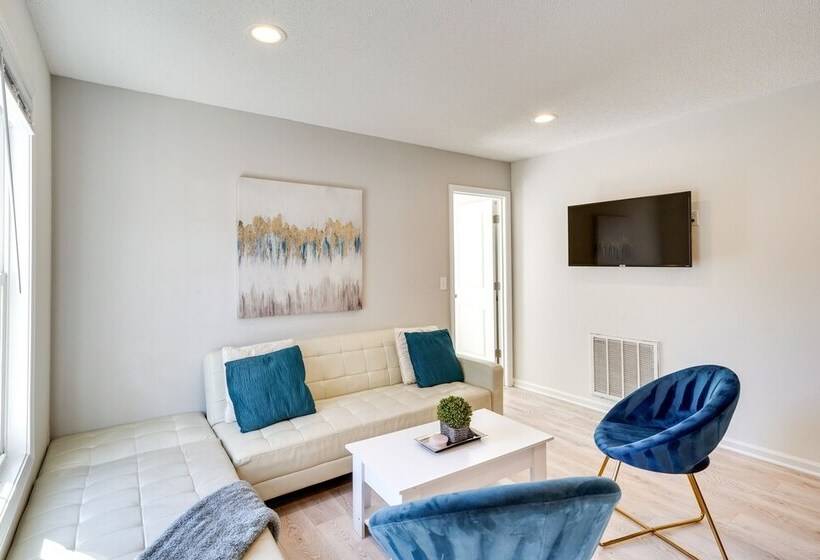 Charming Raleigh Home   Walk To Downtown!