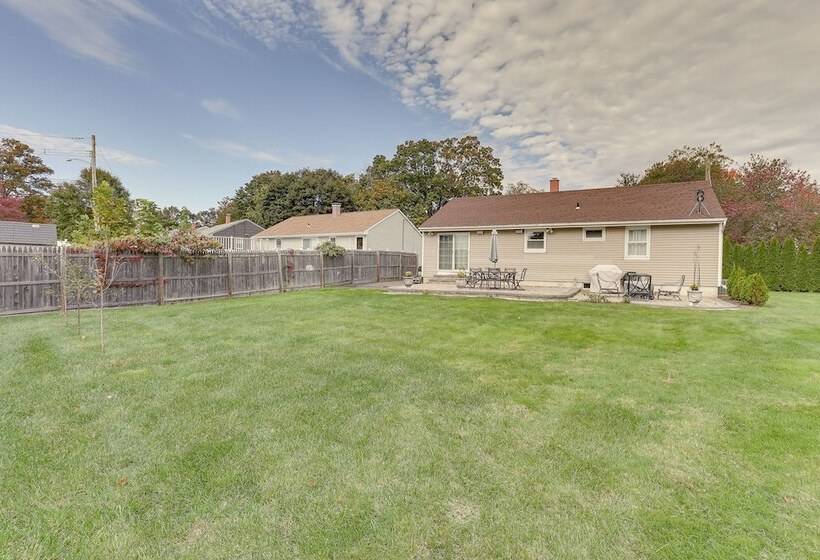 Charming West Haven Home   Walk To Beach!