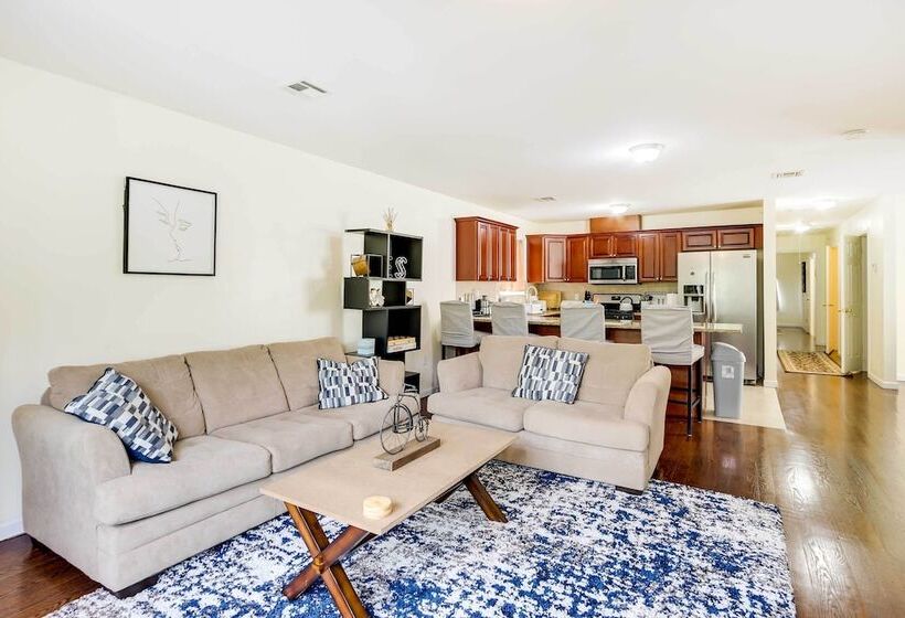 Chic Centrally Located Newark Home W/ Shared Yard!