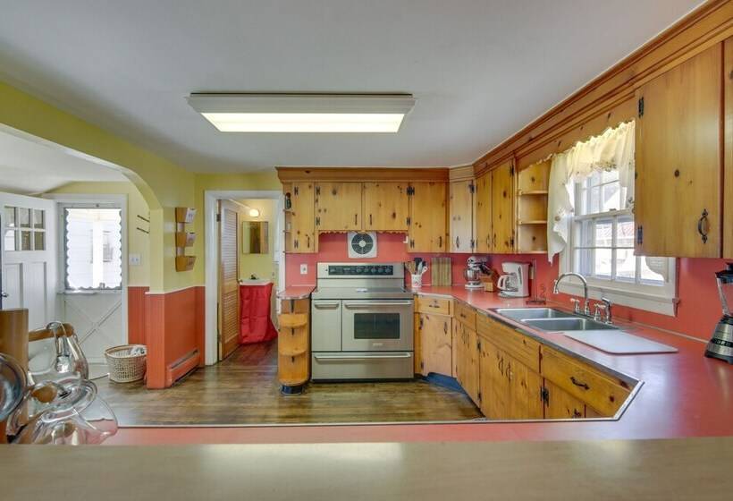 Chincoteague Home W/ Pool   Walkable Location!