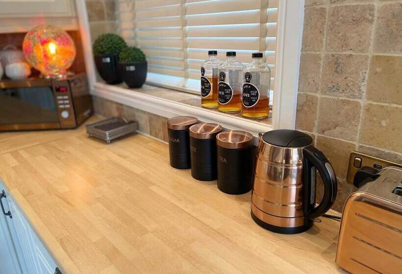 Cosy Cottage    2 Bed High End Cottage In Bawtry