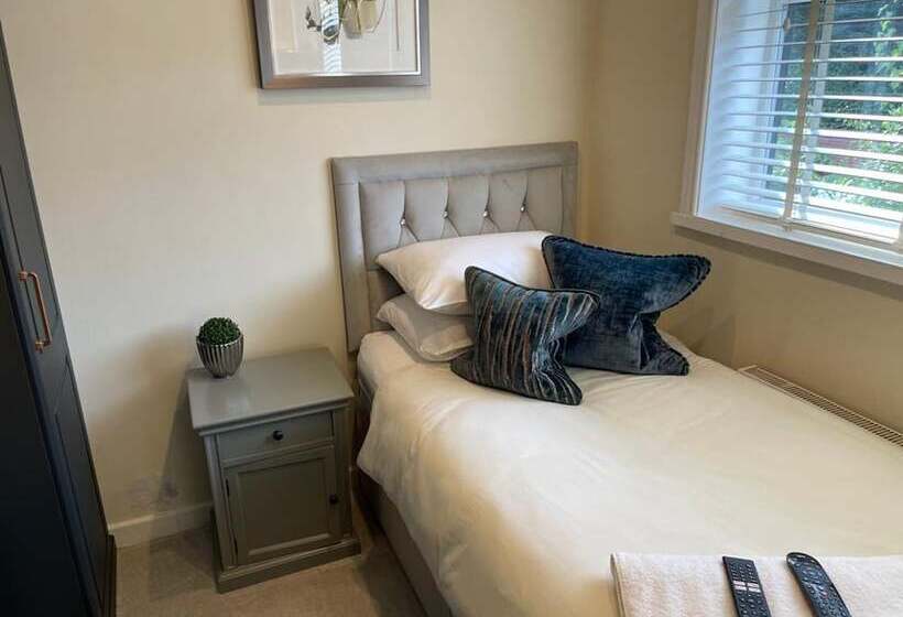 Cosy Cottage    2 Bed High End Cottage In Bawtry