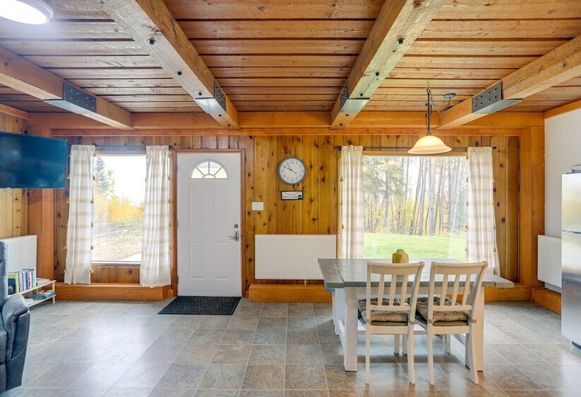 Cozy Fairbanks Cabin ~ 11 Mi To Downtown!