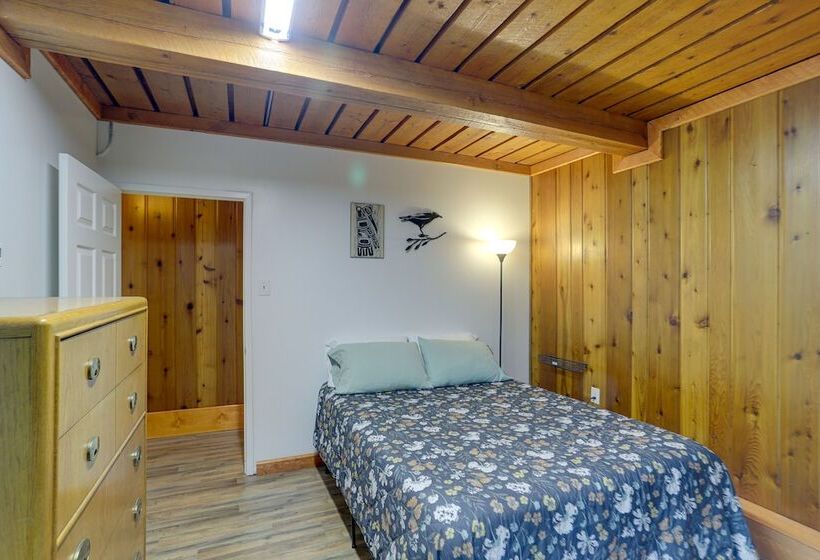 Cozy Fairbanks Cabin ~ 11 Mi To Downtown!