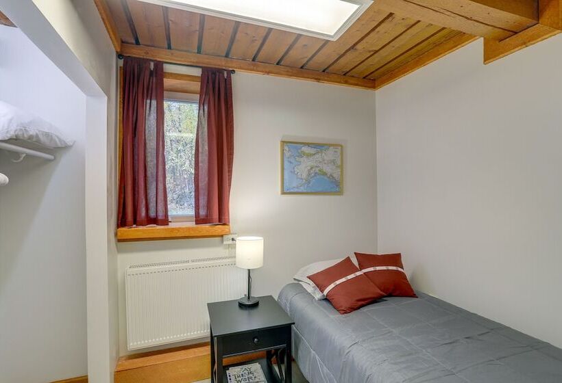 Cozy Fairbanks Cabin ~ 11 Mi To Downtown!