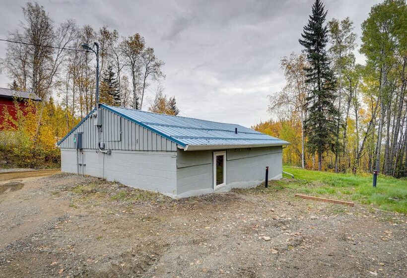 Cozy Fairbanks Cabin ~ 11 Mi To Downtown!