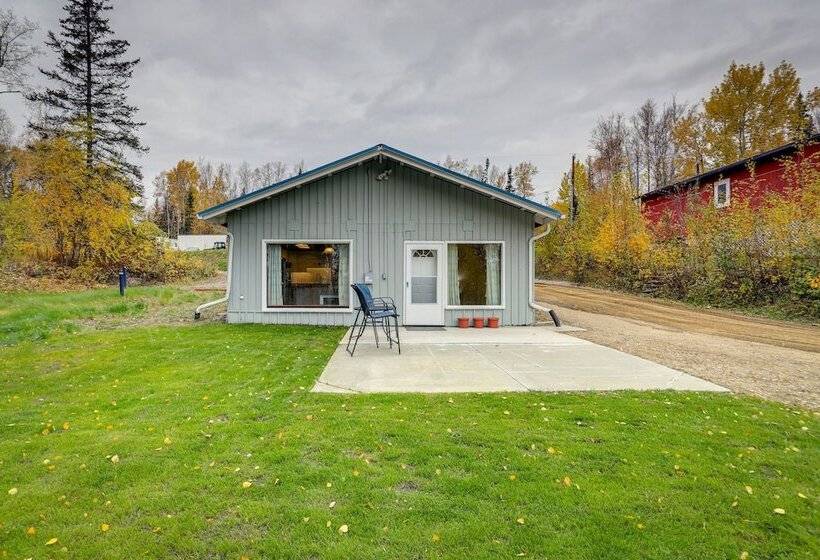 Cozy Fairbanks Cabin ~ 11 Mi To Downtown!