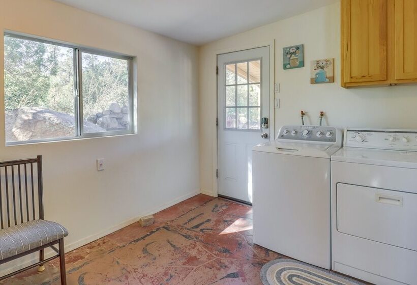 2 Mi To Dtwn: Prescott Gem W/ Patio & Views!