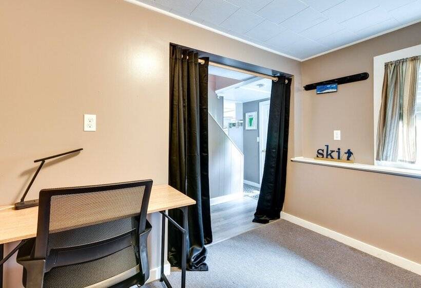 Cozy Vermont Escape   Patio, Lake & Mountain Views