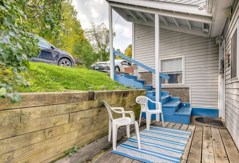 Cozy Vermont Escape   Patio, Lake & Mountain Views