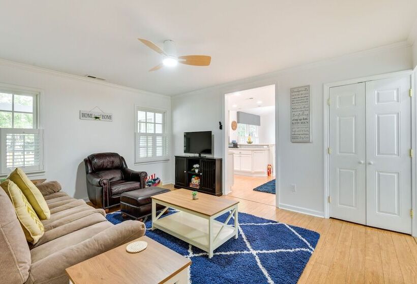 13 Mi To Annapolis: Dog Friendly Crofton Home!