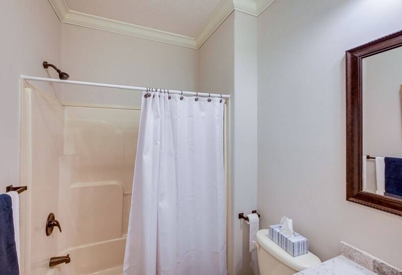 Crossville Home Near Lake Tansi + Hiking Trails!