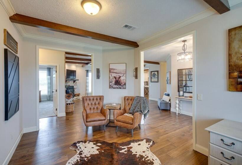 Crossville Home Near Lake Tansi + Hiking Trails!